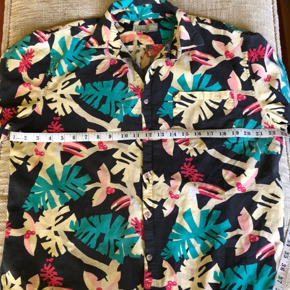 Vintage Tropical Print Button Down - M/L - Picture 9 of 9